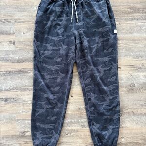 Vuori Camo Performance Jogger